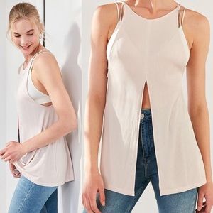 ⭕️ CLEAROUT! UO pink nova swing tank